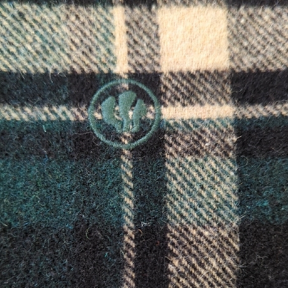 Fat Face Lightweight Gray and Green Shirt Jacket - Picture 11 of 16